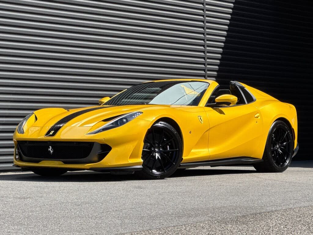 2022 FERRARI 812GTS