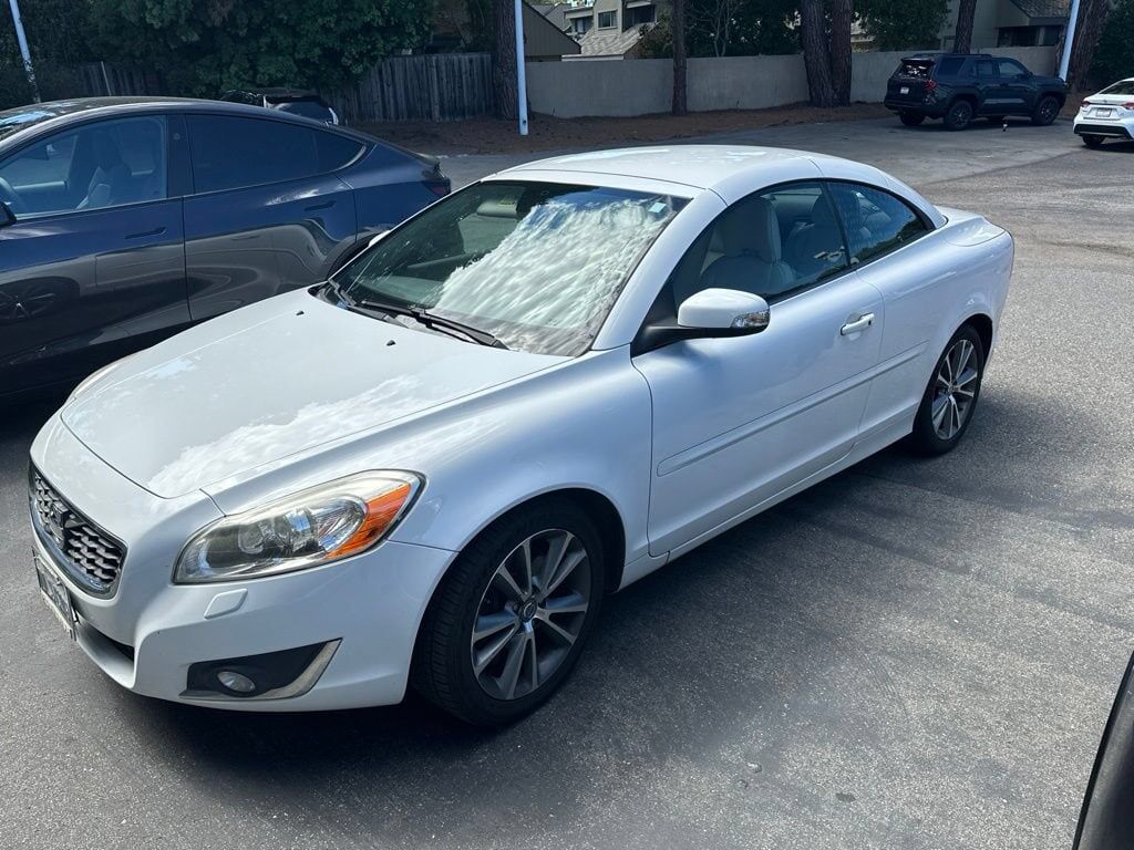 2013 VOLVO C70