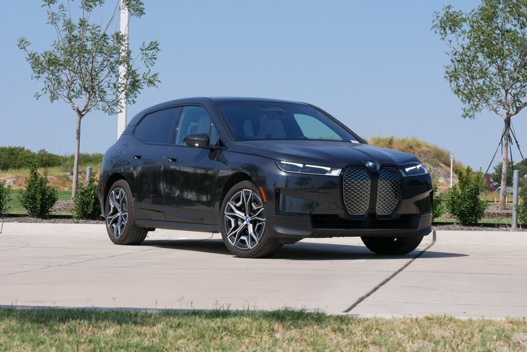 2024 BMW iX