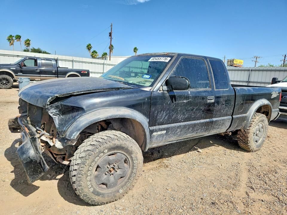 2002 CHEVROLET S-10 Pickup
