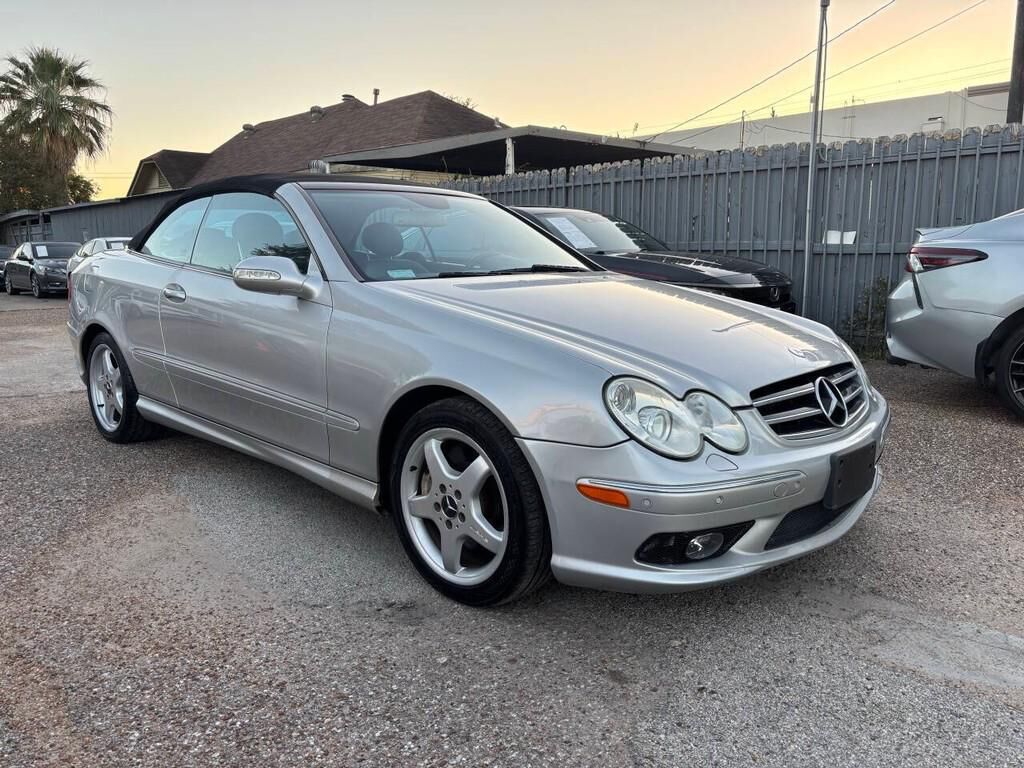 2004 Mercedes-Benz CLK-Class