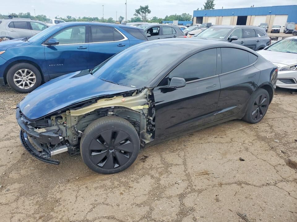 2024 TESLA Model 3