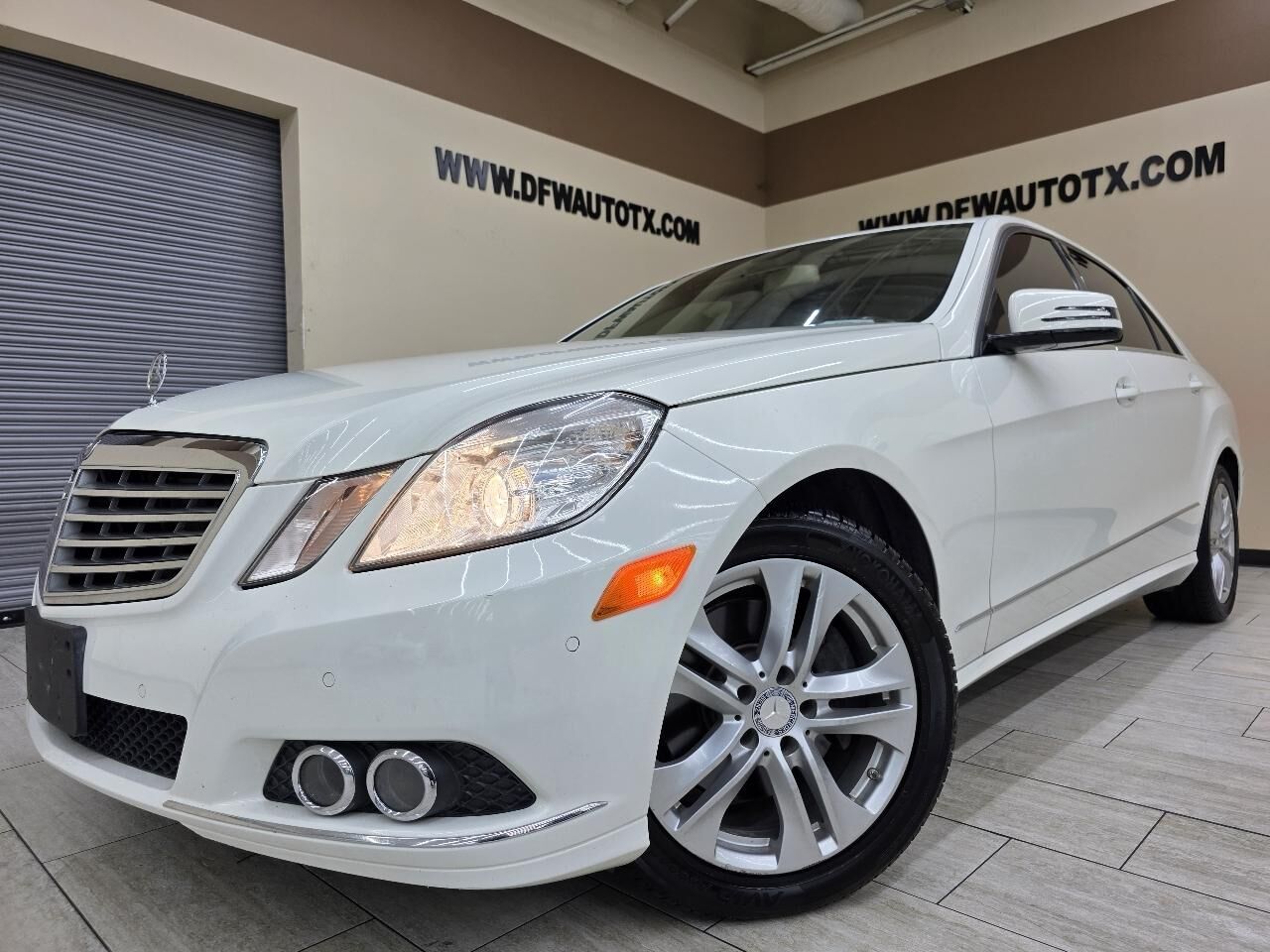 2011 MERCEDES-BENZ E-Class