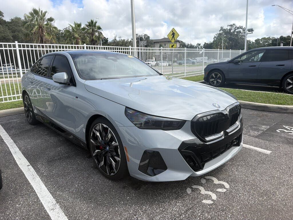 2024 BMW i5