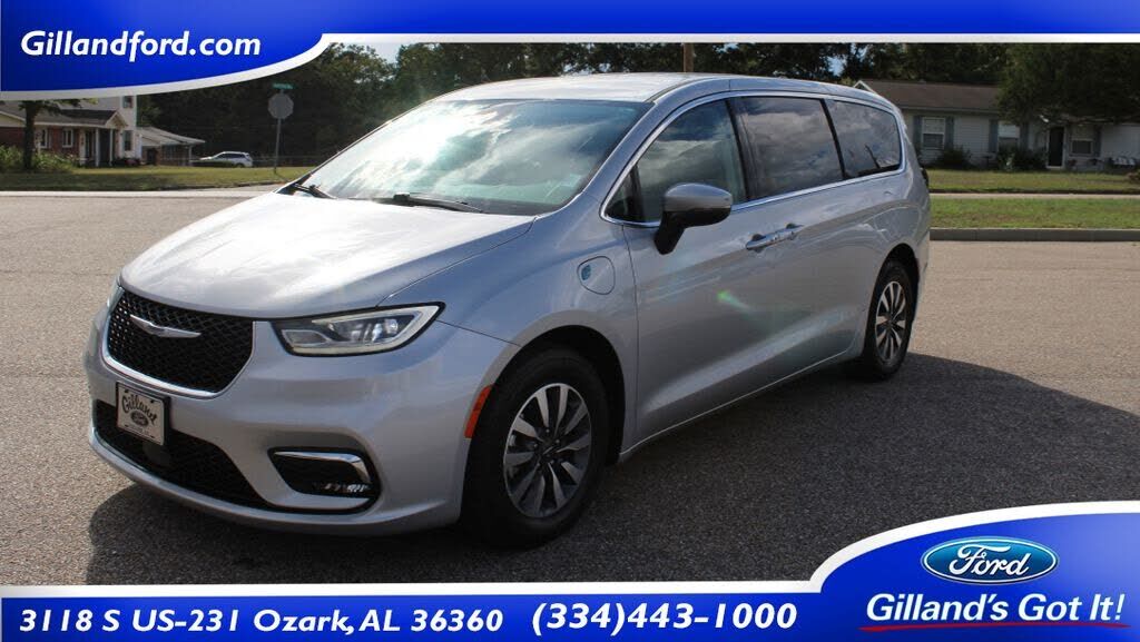 2023 CHRYSLER Pacifica