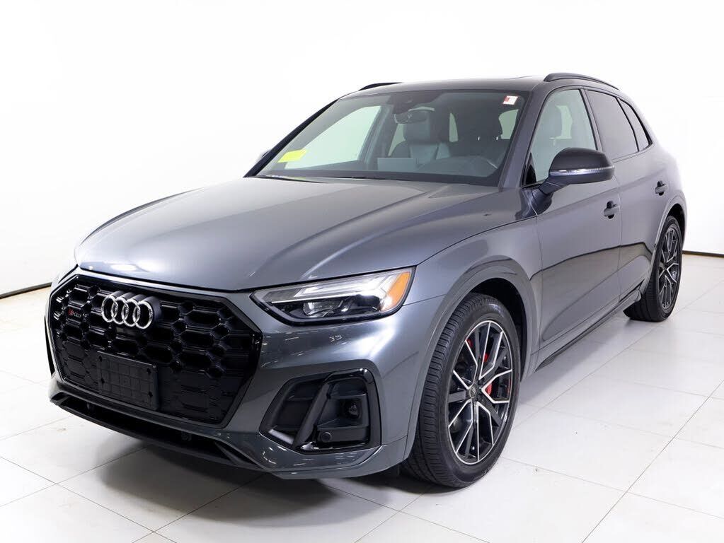 2024 AUDI SQ5