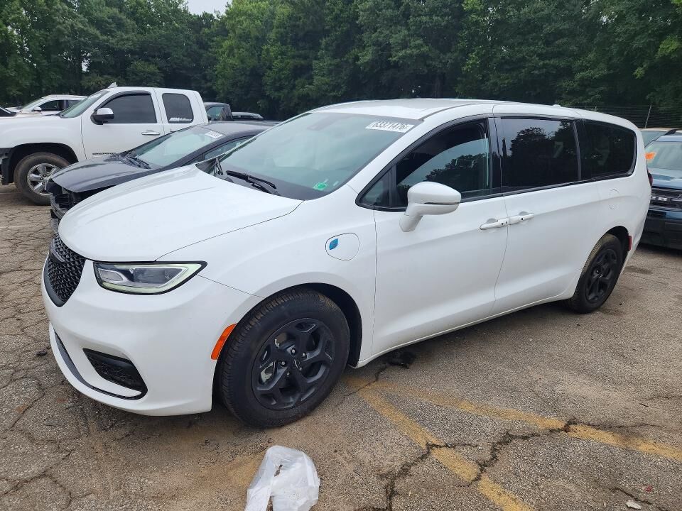 2022 CHRYSLER Pacifica