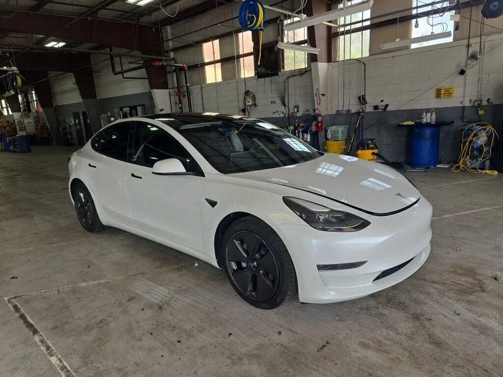 2021 TESLA Model 3