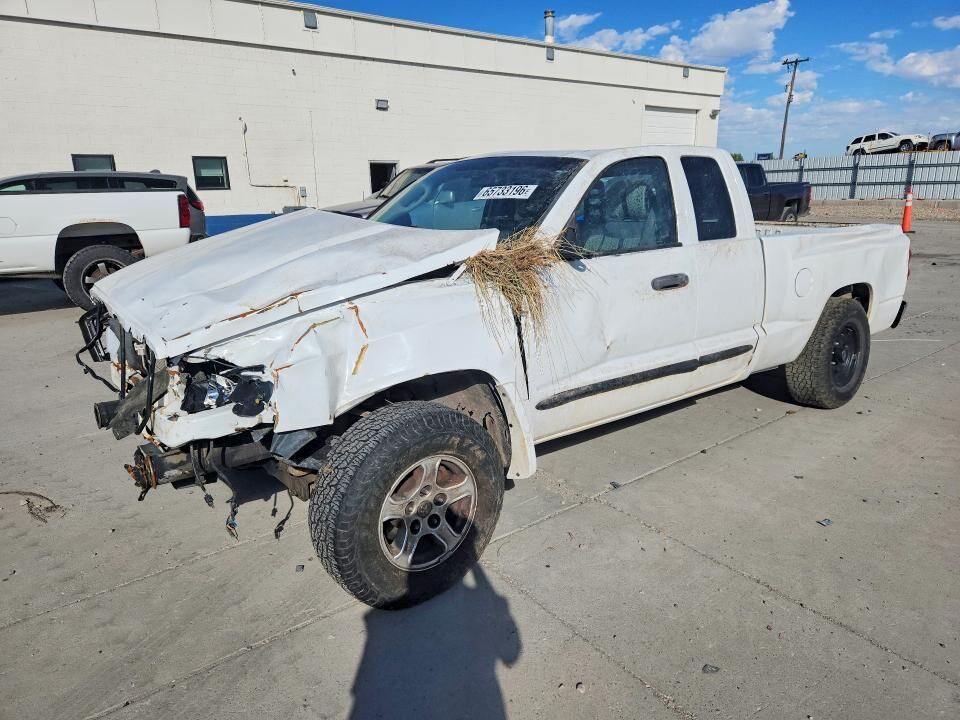 2005 DODGE Dakota