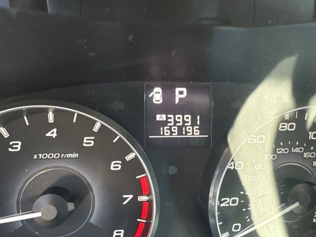 2012 SUBARU Outback
