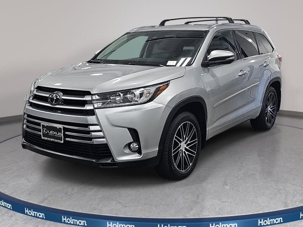 2017 TOYOTA Highlander