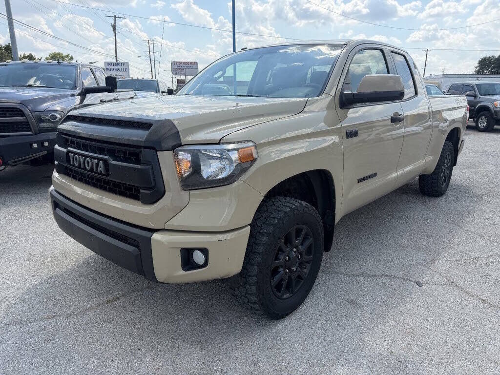 2016 TOYOTA Tundra