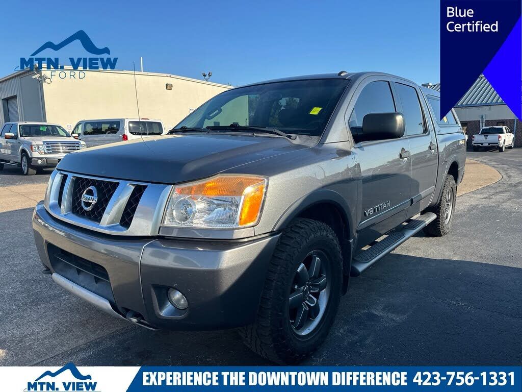 2014 NISSAN Titan