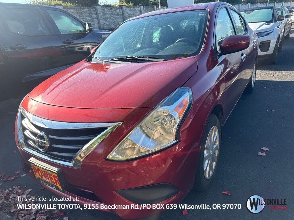 2019 NISSAN Versa