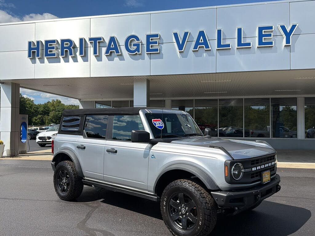 2021 FORD Bronco