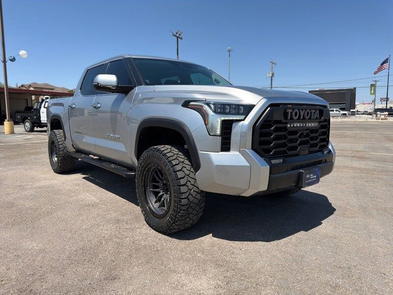 2023 TOYOTA Tundra