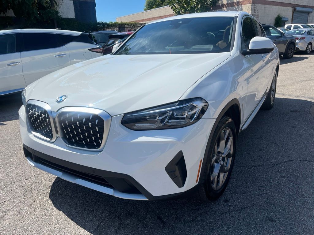 2022 BMW X4