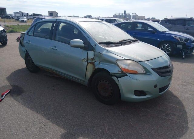 2008 TOYOTA Yaris