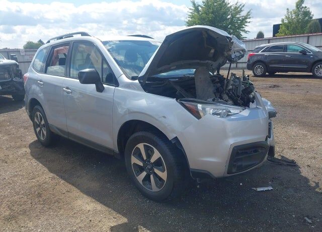2017 SUBARU Forester