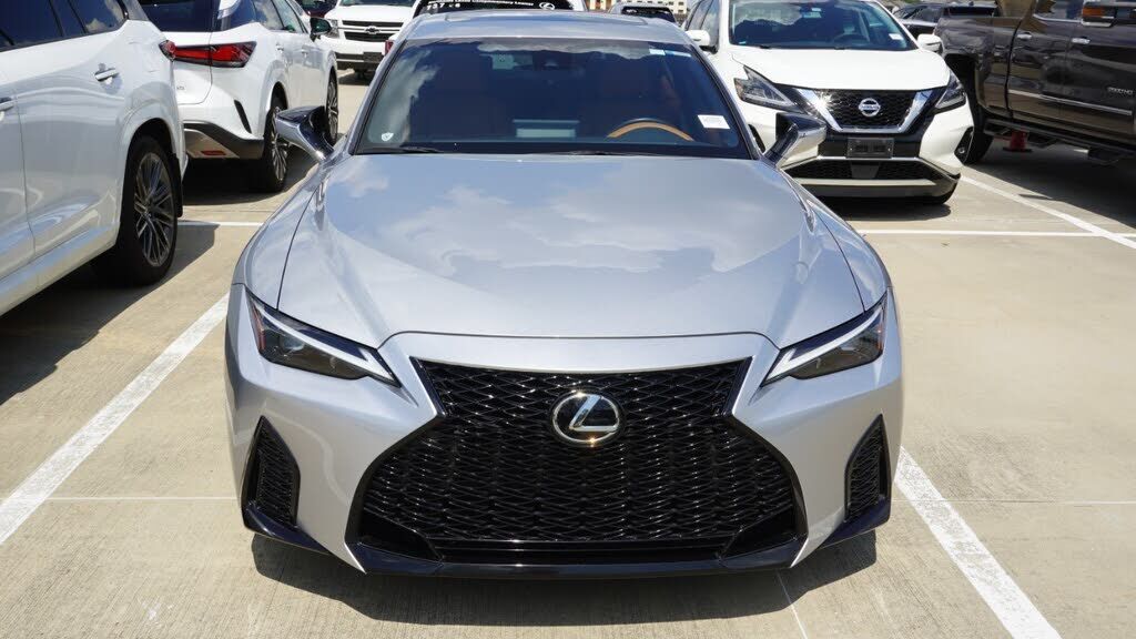 2025 Lexus IS