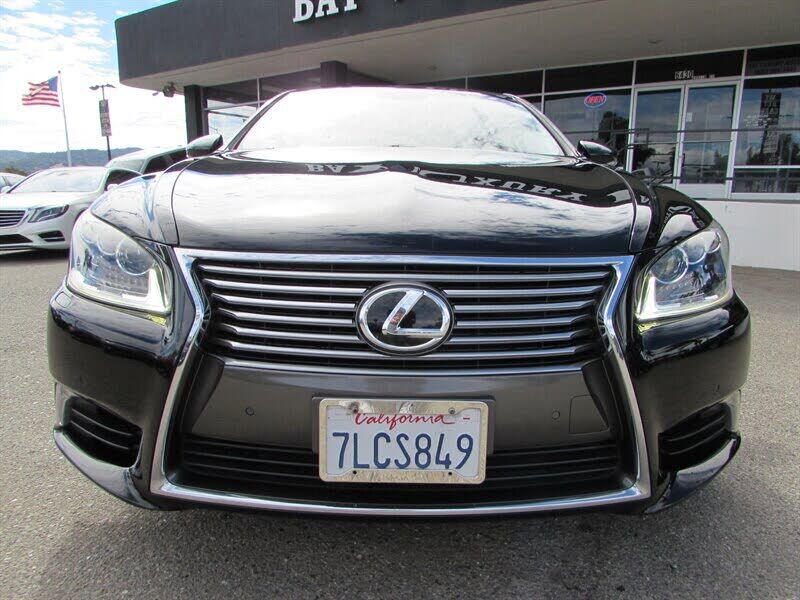 2013 Lexus LS