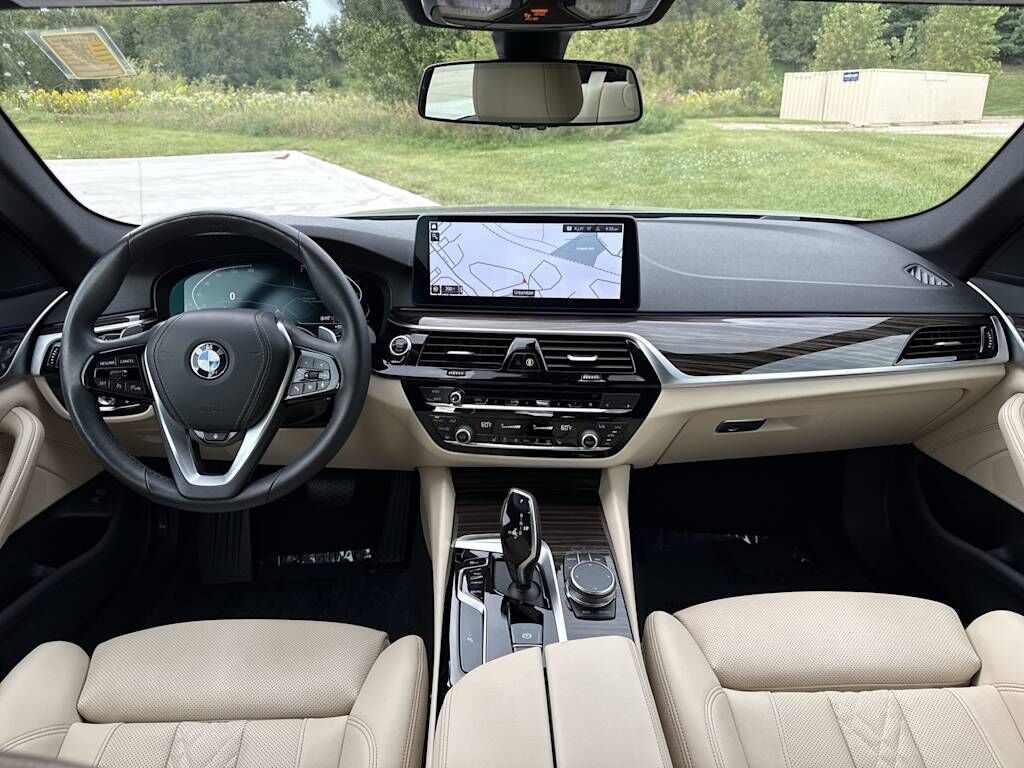 2023 BMW 530i