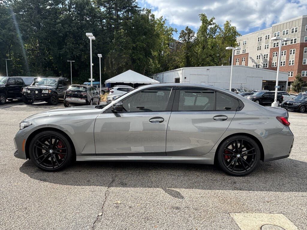 2024 BMW 330i