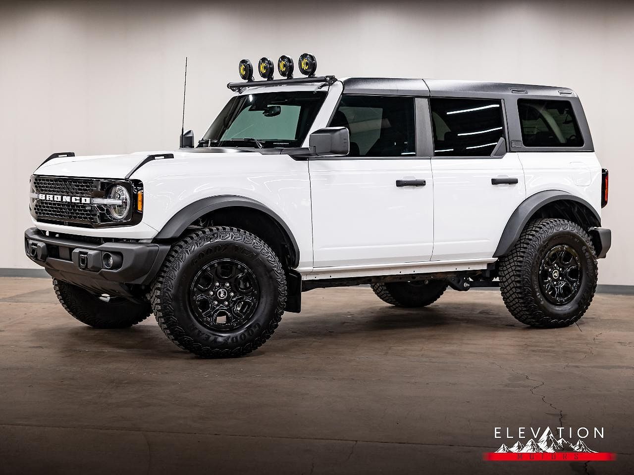 2023 FORD Bronco