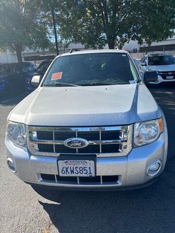 2010 FORD Escape