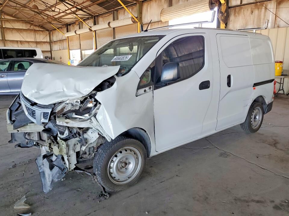 2015 NISSAN NV200