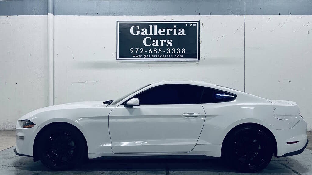 2021 FORD Mustang