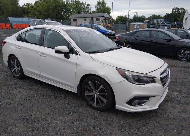 2019 SUBARU Legacy