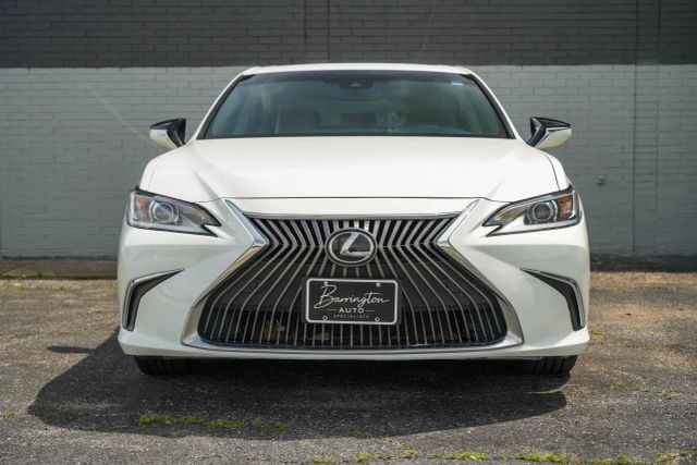 2020 Lexus ES