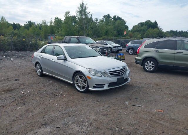 2013 MERCEDES-BENZ E-Class