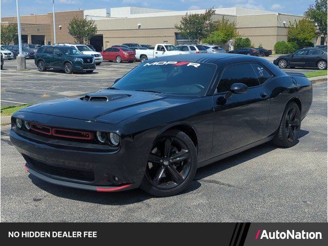 2016 DODGE Challenger