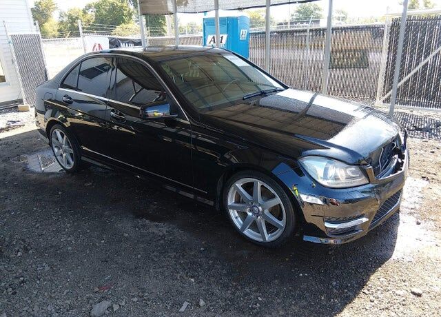 2012 MERCEDES-BENZ C-Class