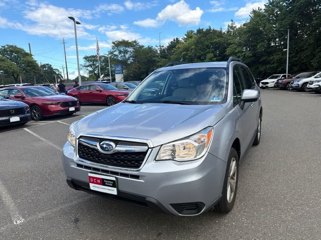 2016 SUBARU Forester