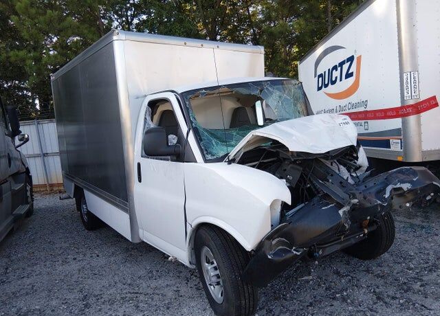 2025 CHEVROLET Express