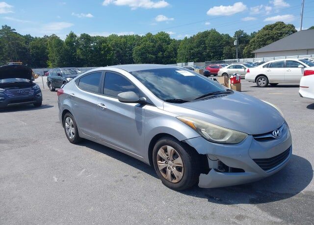 2016 HYUNDAI Elantra