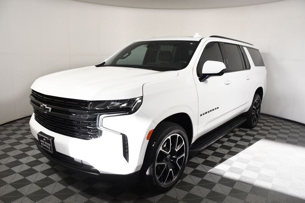 2023 CHEVROLET Suburban