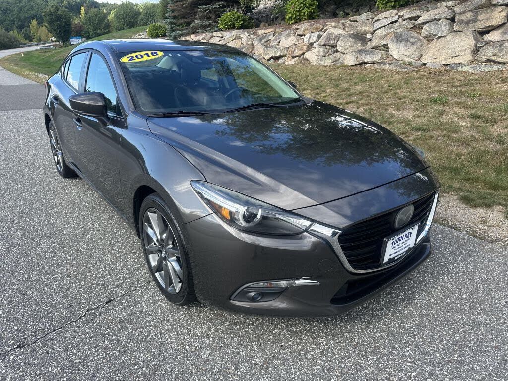 2018 MAZDA Mazda3