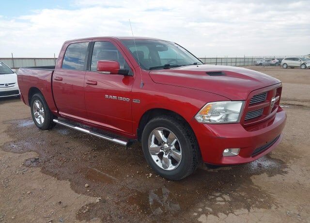 2012 DODGE Ram