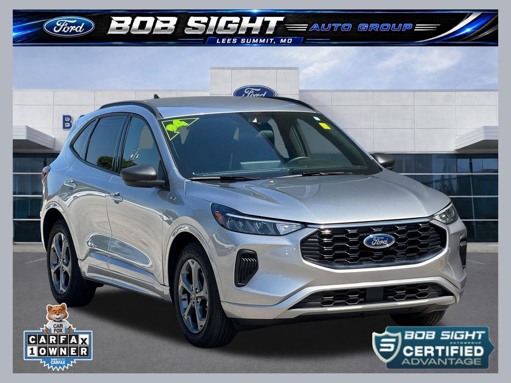 2024 FORD Escape