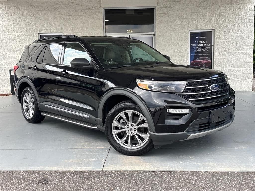 2021 FORD Explorer