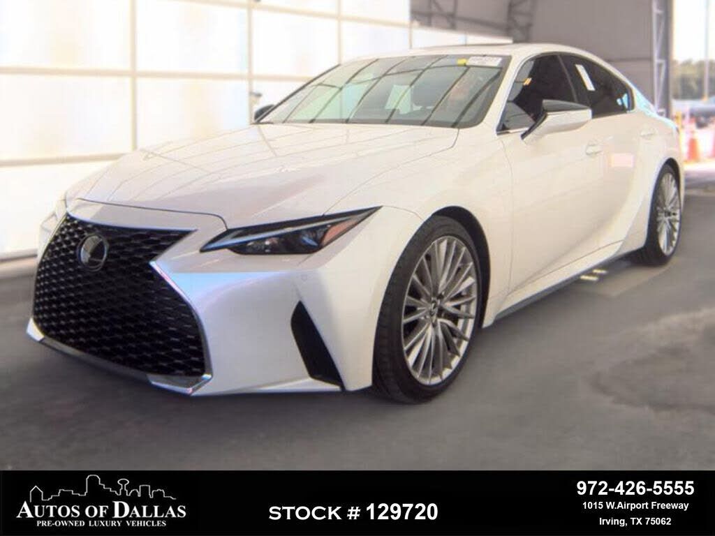 2024 LEXUS IS