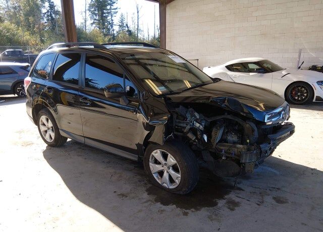 2015 SUBARU Forester
