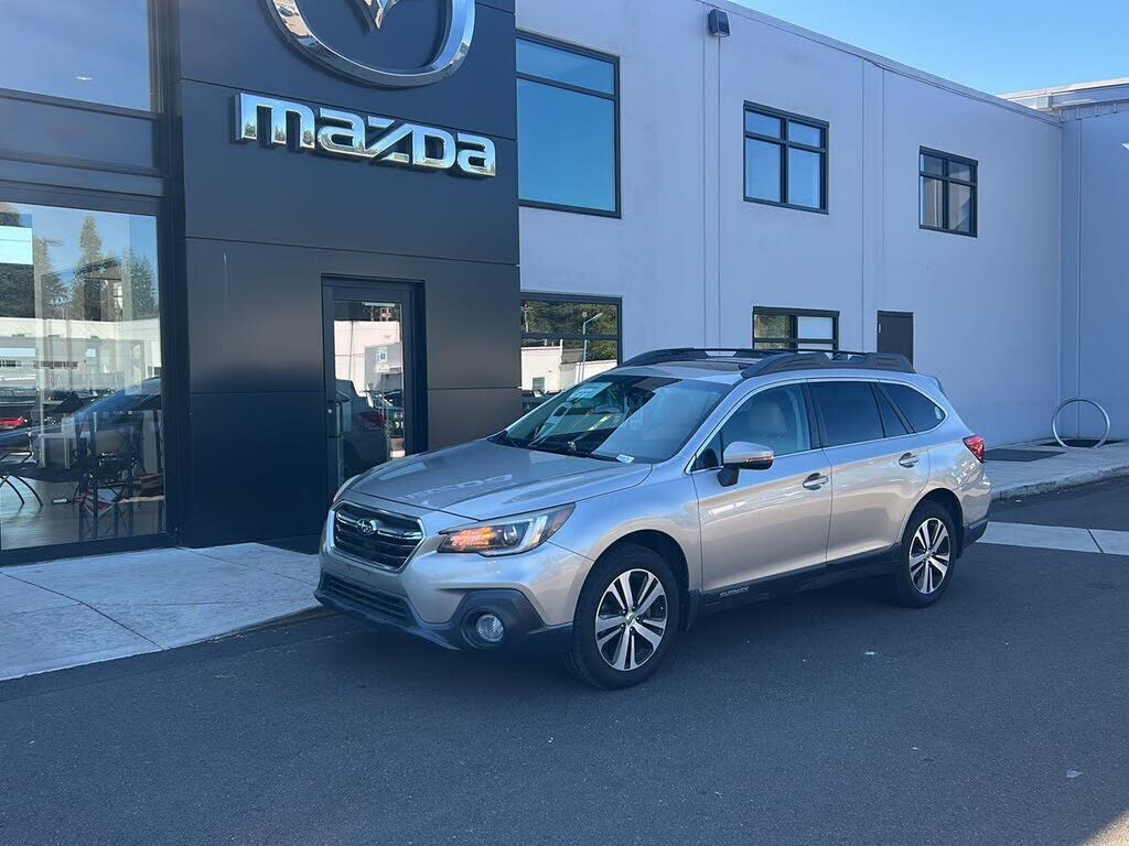 2018 SUBARU Outback