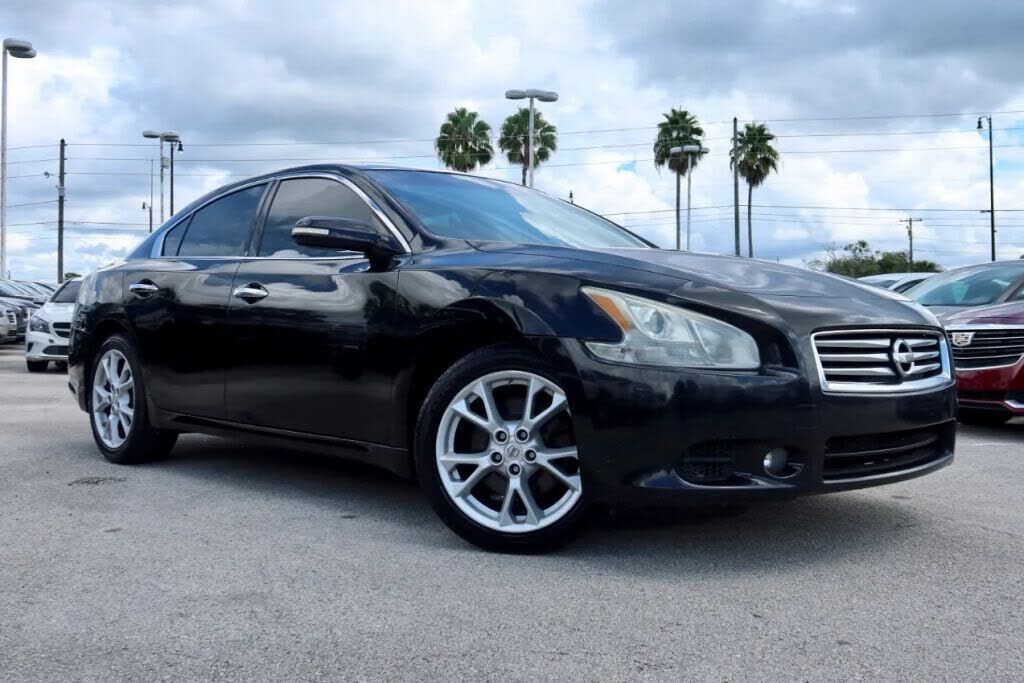 2014 NISSAN Maxima