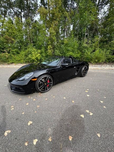 2022 PORSCHE 718