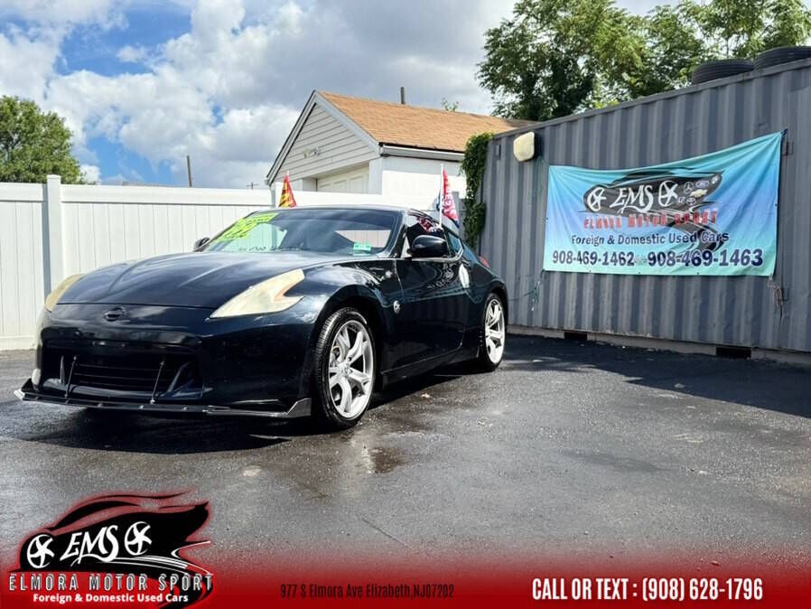 2011 NISSAN 370Z